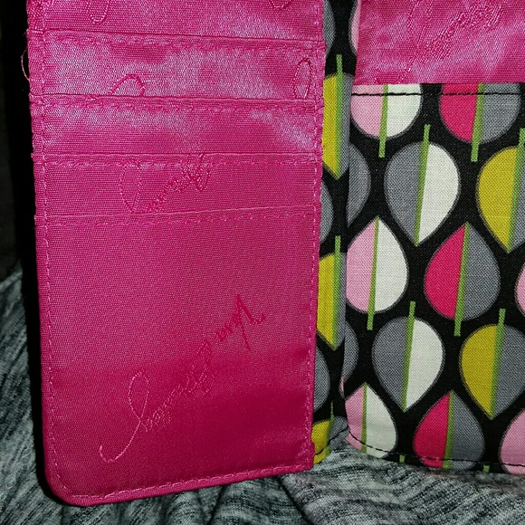 Vera bradley Magenta trifold wallet - Picture 4 of 4